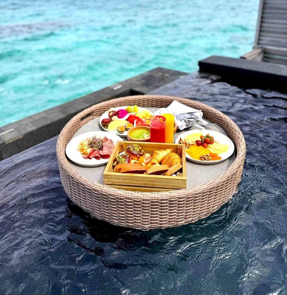 Floating Breakfast