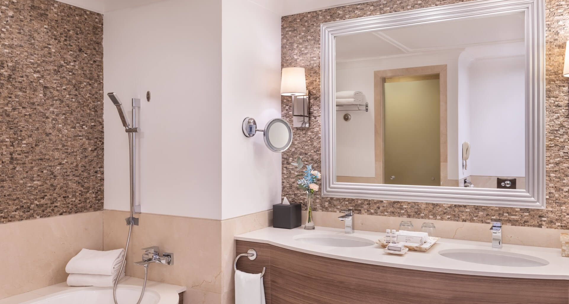 JA Palm Tree Court- Garden View Junior Suite.3.jpg.jpg