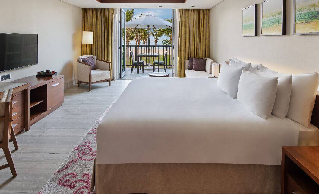 C. Seaview Residence Junior Suite_2.jpg