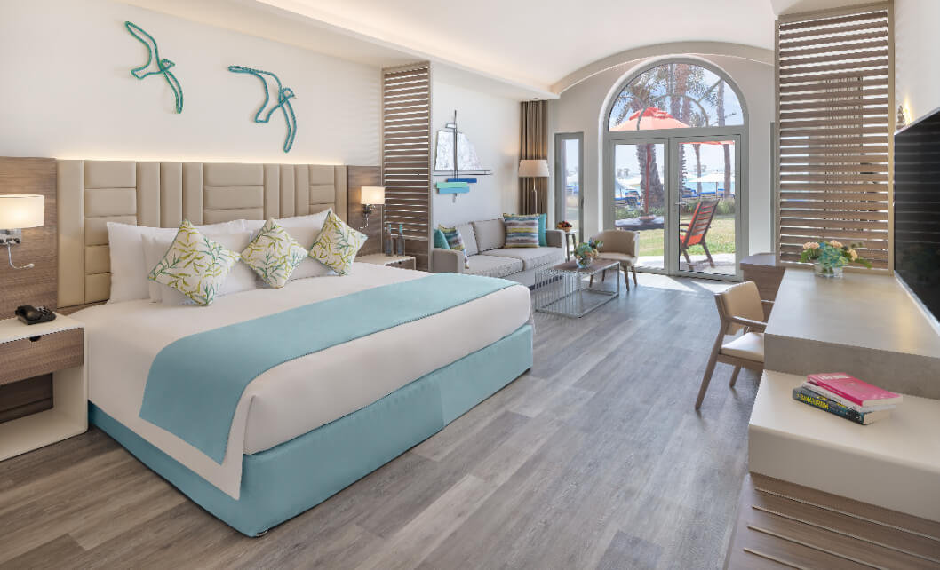 JA Palm Tree Court  -Beachfront Terrace Junior Suite.1.jpg.jpg