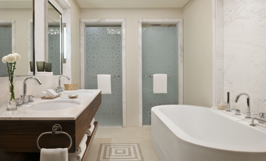 JA Palm Tree Court_Beachfront Residence One Bedroom Suite_bathroom.JPG