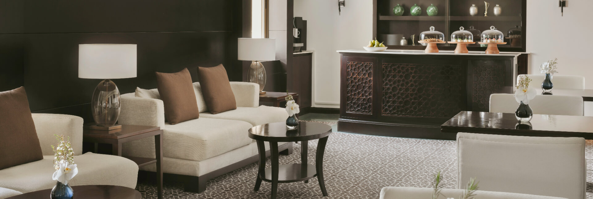 JA Beach Hotel_Peacock Lounge.JPG