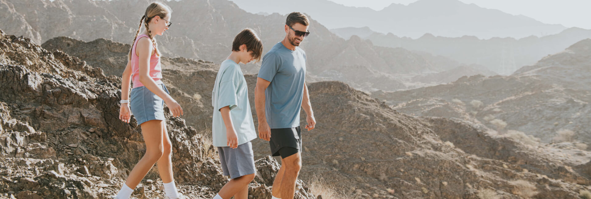 04. Hiking.JPG