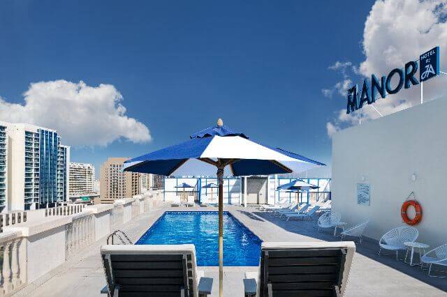 The-Manor-Rooftop-Pool