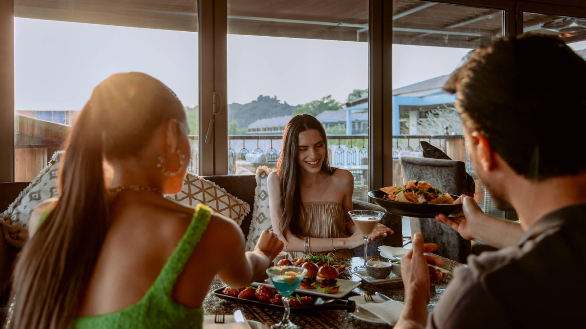 HATTARETOUCH00127 (1).jpg