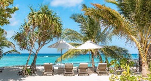 JA Manafaru_Island Residence_Private Beach_2.jpg