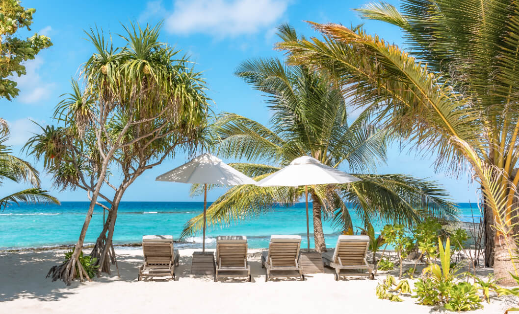 JA Manafaru_Island Residence_Private Beach_2.jpg