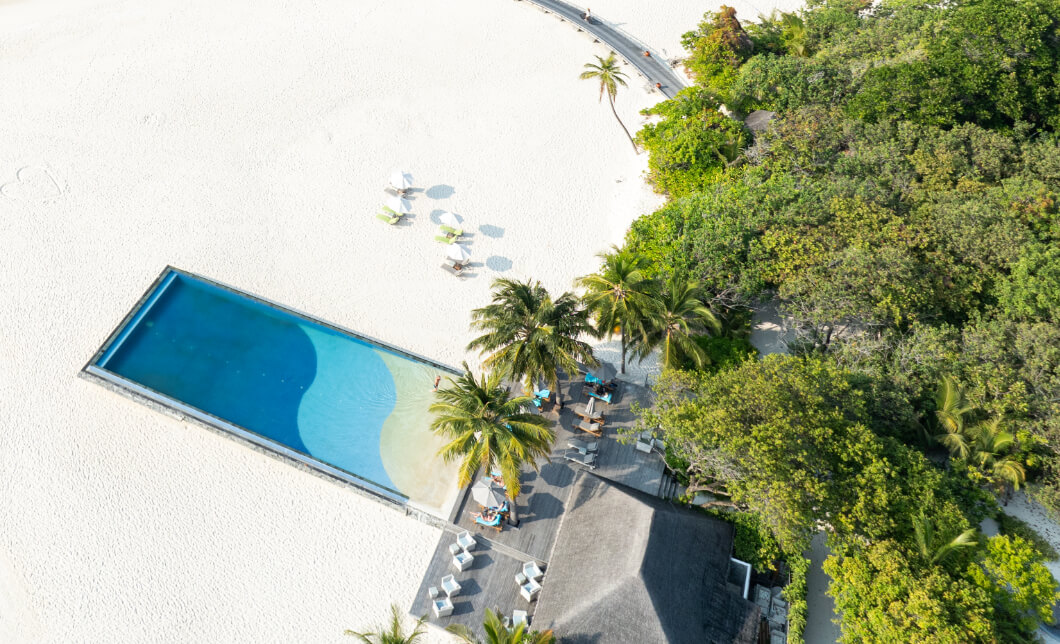 JA_Manafaru_Aerial_Resort_Water_Villa_04_2024.jpg
