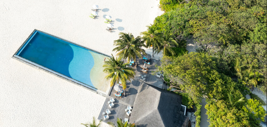 JA_Manafaru_Aerial_Resort_Water_Villa_04_2024.jpg