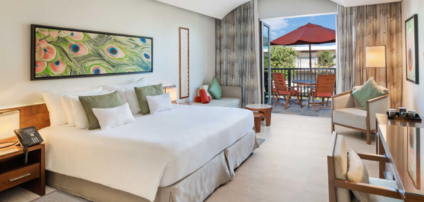 Dubai All Inclusive Beach Resorts | JA Palm Tree Court