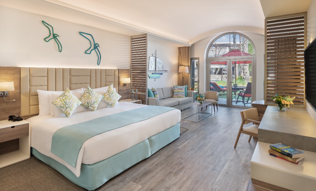 JA Palm Tree Court - Premium Garden Terrace Junior Suite.1.jpg.jpg