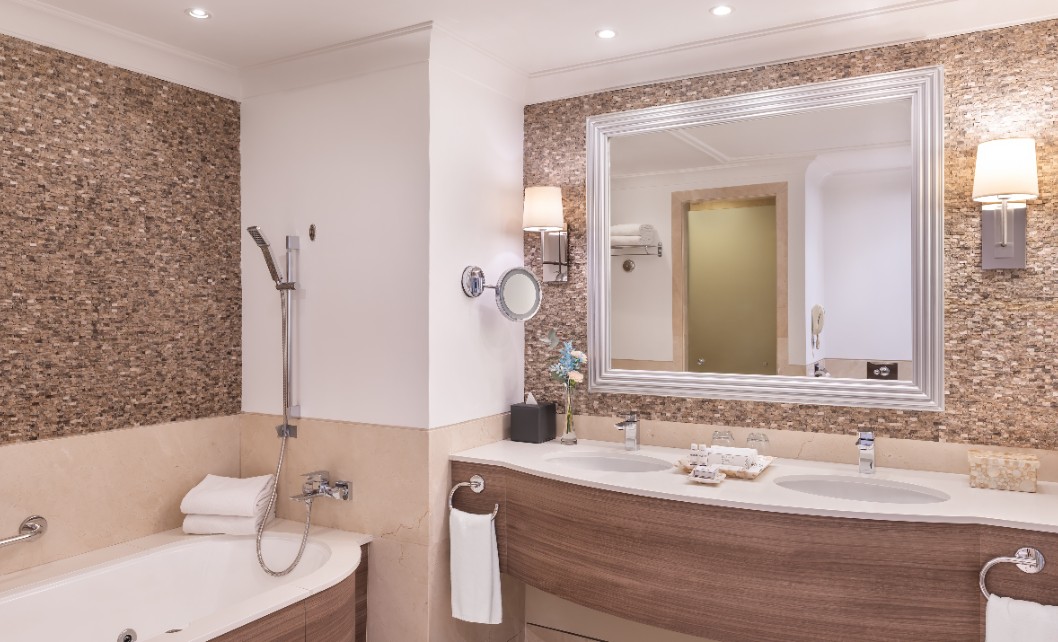 JA Palm Tree Court- Sea View One Bedroom Suite.5.jpg.jpg