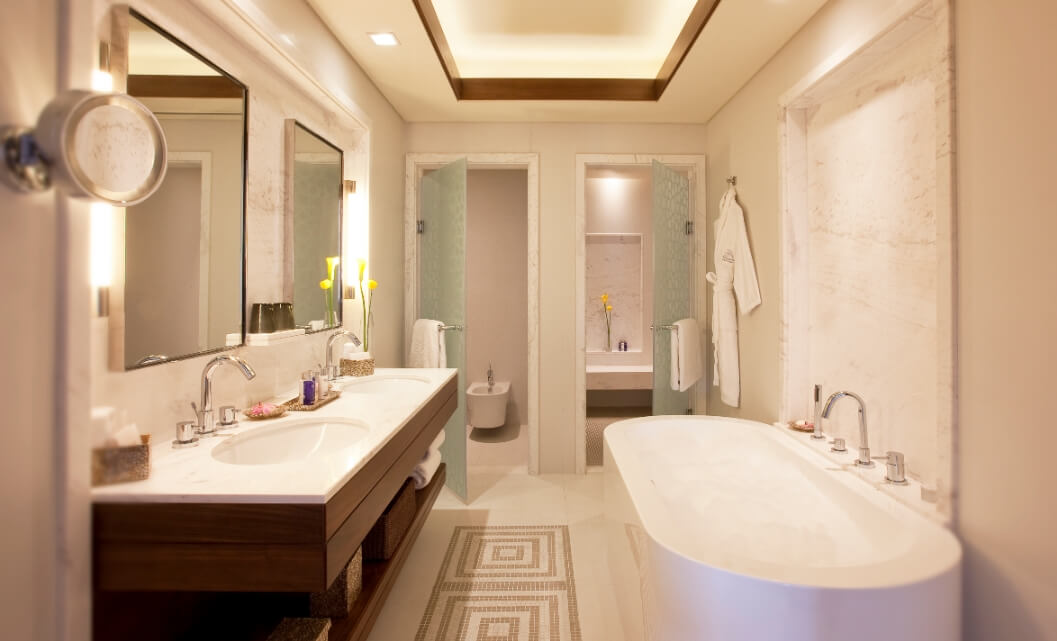 Luxury Sea View Suite Bathroom