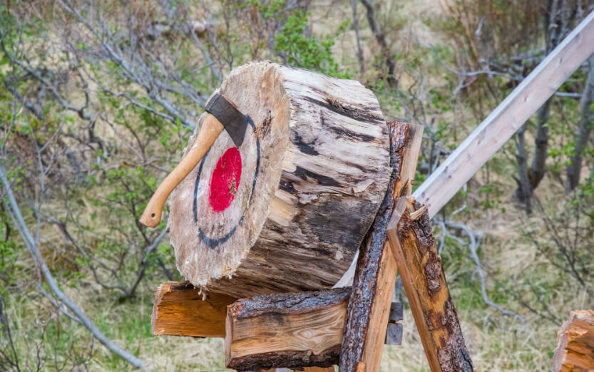 Axe Throwing.jpg