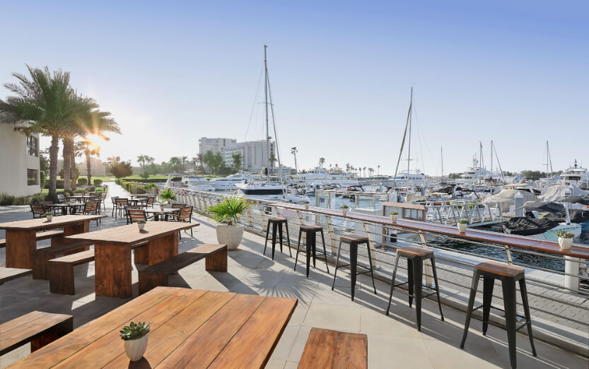 JA_LAKE_VIEW_SPORTS_CAFE (1) (2).jpg