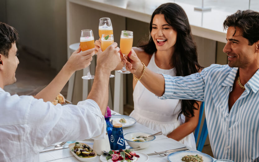 OIA Greek Restaurant - 6.jpg