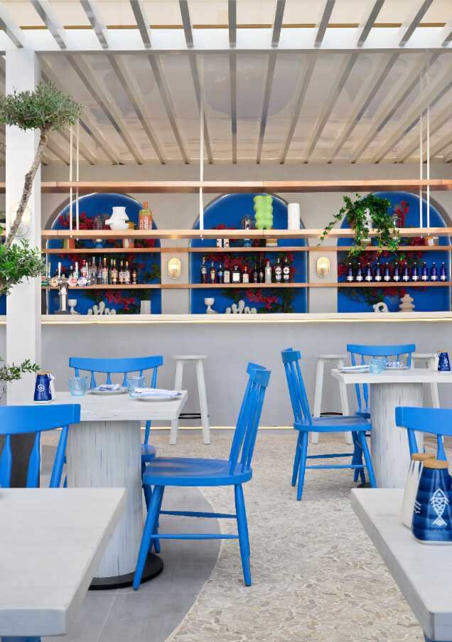 OIA Greek Restaurant - 1.JPG