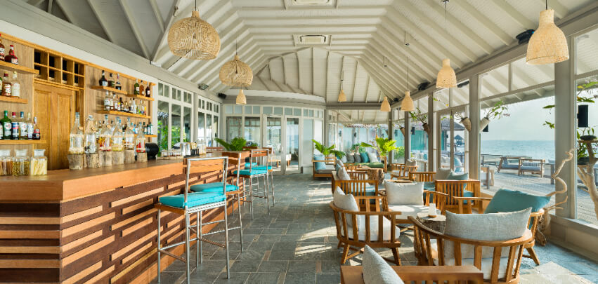 JA_Manafaru_Dining_Veli_Bar_01_2024.jpg