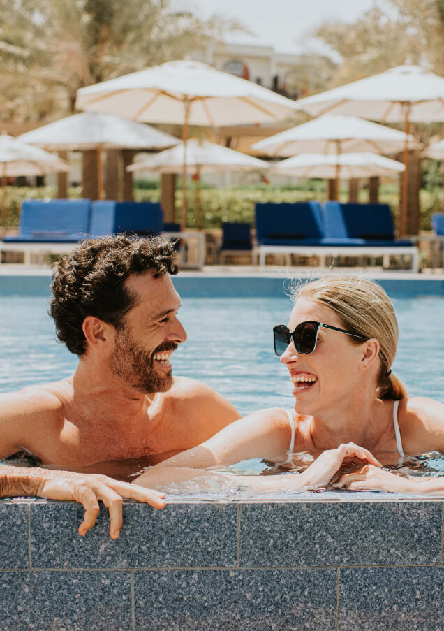 JA_PALM_TREE_COURT_POOL_LOUNGING_0313.JPG